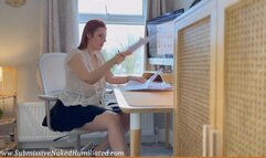 Speed Awareness Instructor Ellie Roe Embarrassed By Uniform Mishaps!