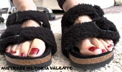 Toe fetish - toes wiggling black fur slippers part 11