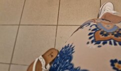 Dirty and sweaty feet in the shoe shop 4K