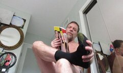 Help your roomie with his feet in goldtoe socks