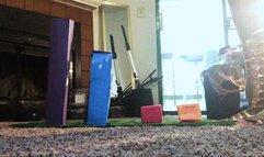 Giantess finds Tinies Living in her Home 1080