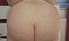 Smell these stinky farts & big ass
