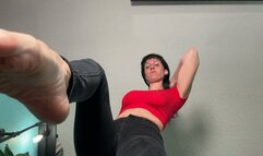 Giantess Foot Smelling