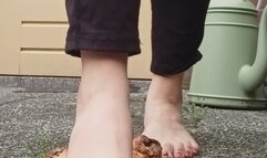 Crushing some delicious chicken