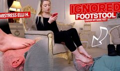 A slaves face as my footrest ( Foot Domination with Misterss Elli H ) - FULL HD wmv