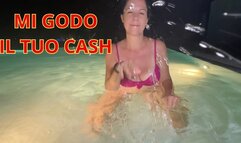 MI GODO IL TUO CASH TI FOTTO LA MENTE