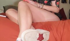 Homewrecking with Smelly Feet & Footjob