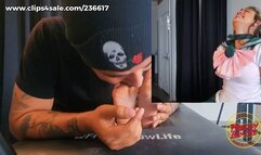 Cosplayer Andi's Full Foot Worship Experience