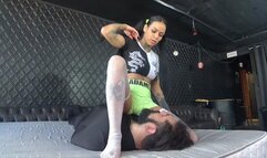 GASSY goddess farting ON slut man by IVY POISON and Daniel cam by ALINE full hd