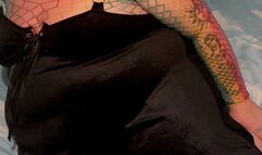 Clown gets fucked with a sex machine