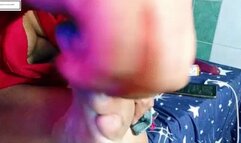 Dirtyblackhot Black socks reveal very itchy feet