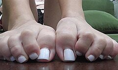 Big grown toes with pedicure! MP4