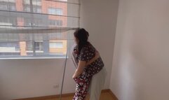 I fuck with my housekeeper while she does work