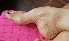 Milah Arches extreme close up of her sublime Highly Arched Feet