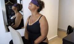 ASSCRACK and BLINDFOLD : Damsel Dani Krak + Tight clothes DID :Episode 1