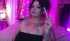 EVENING SMOKE WITH ERIKA NON NUDE