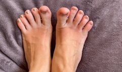 Wiggling my cute toes