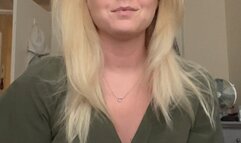 Having so much fun with sneeze powder