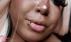 Upclose Full Bimbo Lipstick and Gloss Application