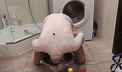 Blondie washes her hair in a big bucket! MP4