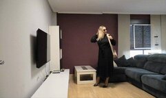 Washing hair in the kitchen sink ORDER a