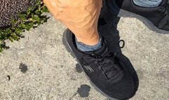 Tempest compares her legs to Mister