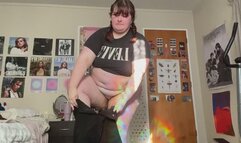 Obese BWW clothing try-on!