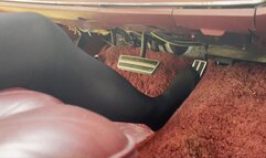 Black tights CRANKING FLOODING and REVVING the old V8!