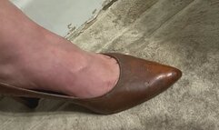 Brown Michael Kors Pumps Wet!