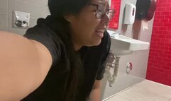 Stinking it up while they wait