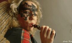 Lady Kara Vaping Time (720 HD)