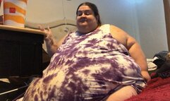 Massivelysweet Stuffs Herself