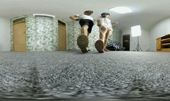 360VR Men and women dirty shoes dirty feet