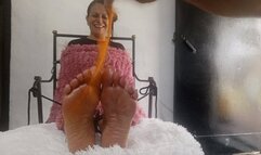 The soles of my feet are very ticklish (3)