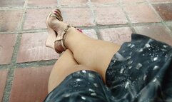 Feet with very pronounced arch using high heels and walking with them (2)