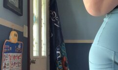 Carina Racy - Giantess Unaware Vore with Ice Cream