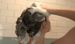 Sudsy Hair Washing Fun With Tyler Lynn (SD 720p WMV)
