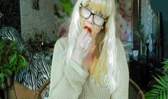 Swallow, chew, suck cherry tomatoes AVI (1280x720) FHD