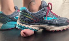 A Shoejob in Running Shoes - Tramplegirl crushes cock and gives a shoejob in well worn Brooks Sneakers - spitting - HD quality