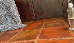 Milah Arches Sexy crossed legs teasing and pointed toes play