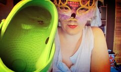 Nicoletta's Sweaty Slippers Big Smelly Feet 4K