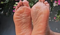 Balbina the Queen of Big Feet Soles
