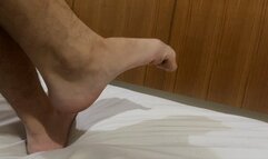 feet 53678558