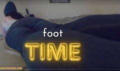 Giantess Crew - VEE - FootTime
