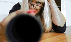 Her powerful vacuum cleaner comes to her aid! MP4 (1920x1080) FHD