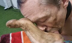 Master David's Muddy Foot Slave HD POV