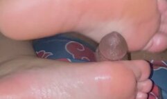 Latina size 11 footjob and solejob