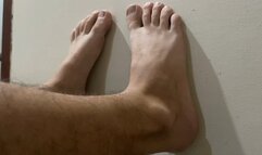 feet 94679444