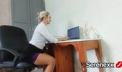 Serenexx and IT Guy fuck in the office