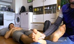 Hot barefoot student Geri foot worship